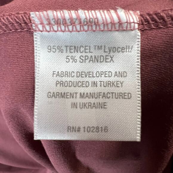 Garnet Hill Tunic Top Women M Burgundy Batwing Stretch Relaxed Feminine NEW - Picture 13 of 16